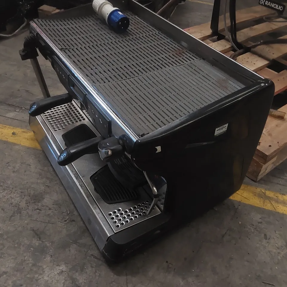 RANCILIO CLASSE 7 2 GROUP COMMERCIAL COFFEE MACHINE WITH ISTEAM