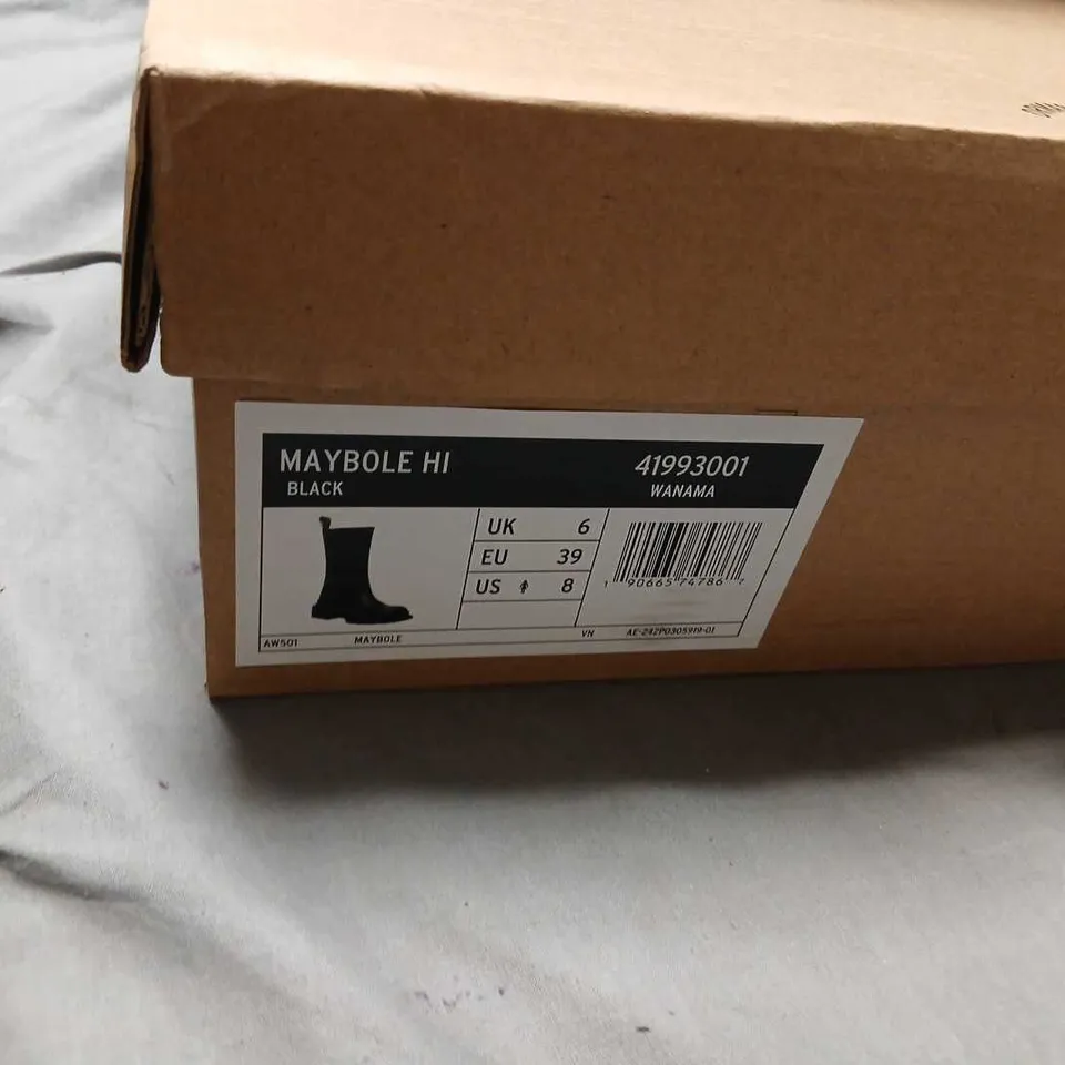 DR. MARTENS MAYBOLE HI BOOTS - BLACK LEATHER - UK 6 (US 8)