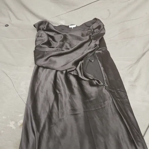 BILLY J AURIA OFF-SHOULDER MAXI DRESS – BLACK, UK SIZE 14