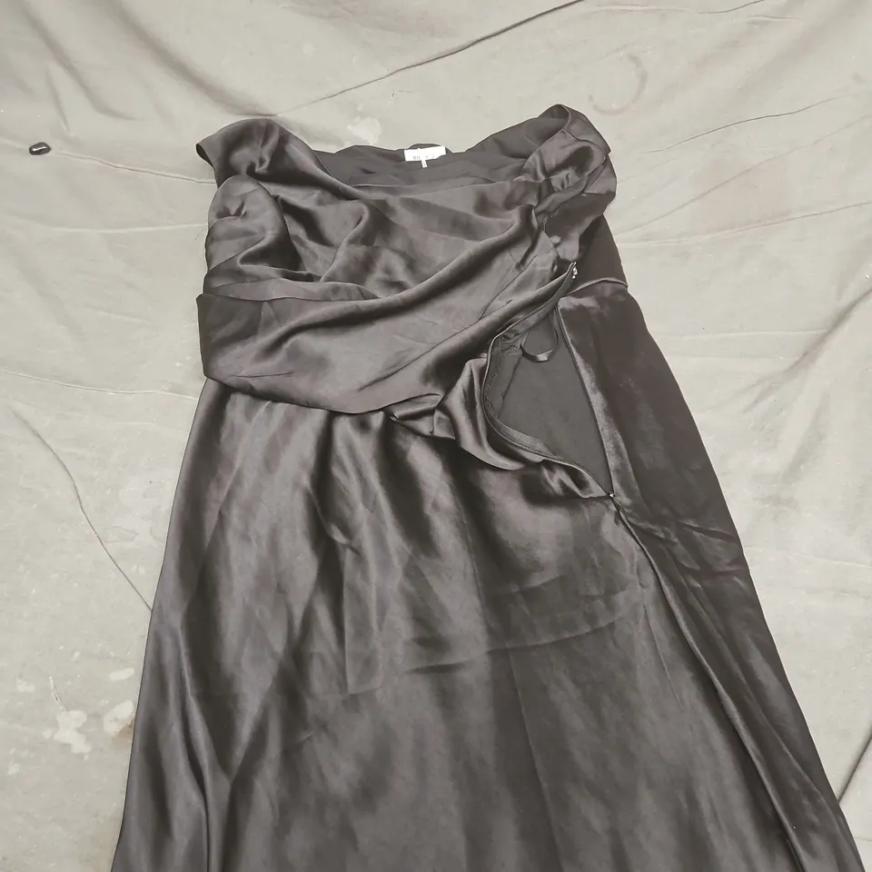 BILLY J AURIA OFF-SHOULDER MAXI DRESS – BLACK, UK SIZE 14