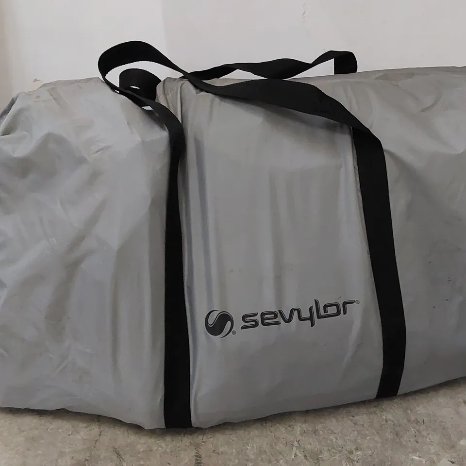 BAGGED SEVYLOR COLORADO PRO INFLATABLE KAYAK WITH CARRY BAG (1 ITEM)