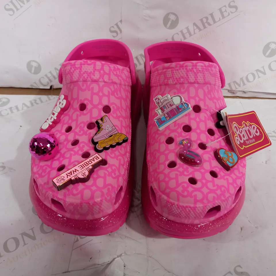 PAIR OF BARBIE THEMED PLATFORMS CROCS - PINK - SIZE M8/W10