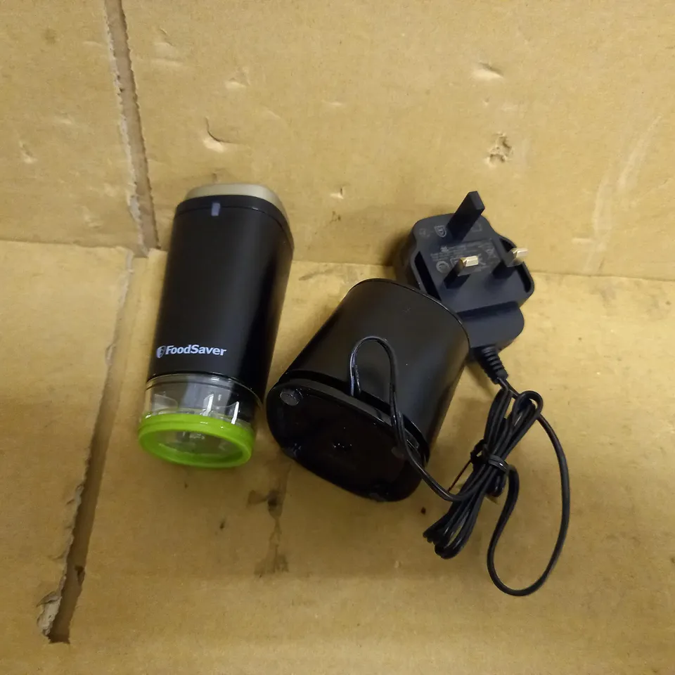 FOODSAVER VS1199 HANDHELD VACUUM SEALER