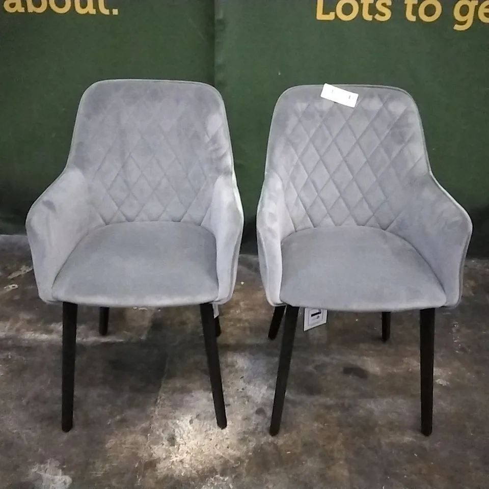 DESIGNER PAIR OF LIGHT GREY PLUSH VELVET PILLOWED DINING CHAIRS WITH ARMREST AND BLACK LEGS