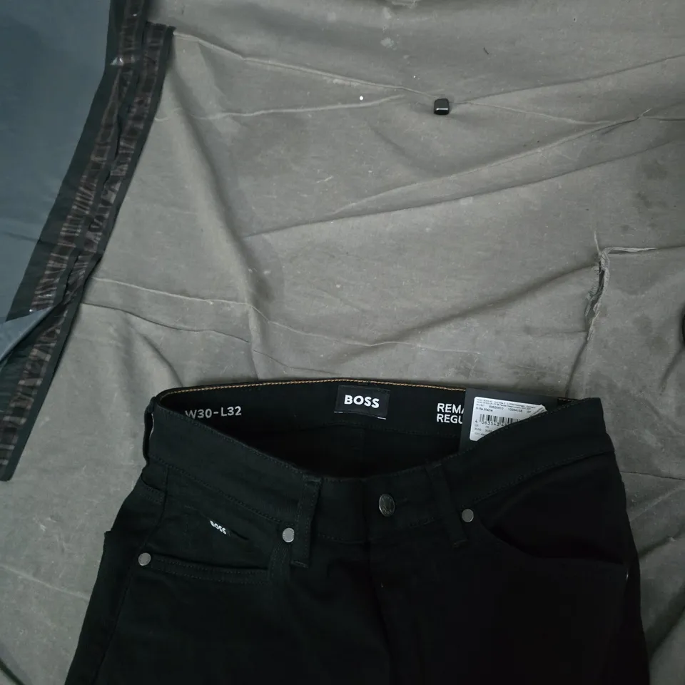 HUGO BOSS JEANS – REGULAR FIT, BLACK DENIM (MEN'S)