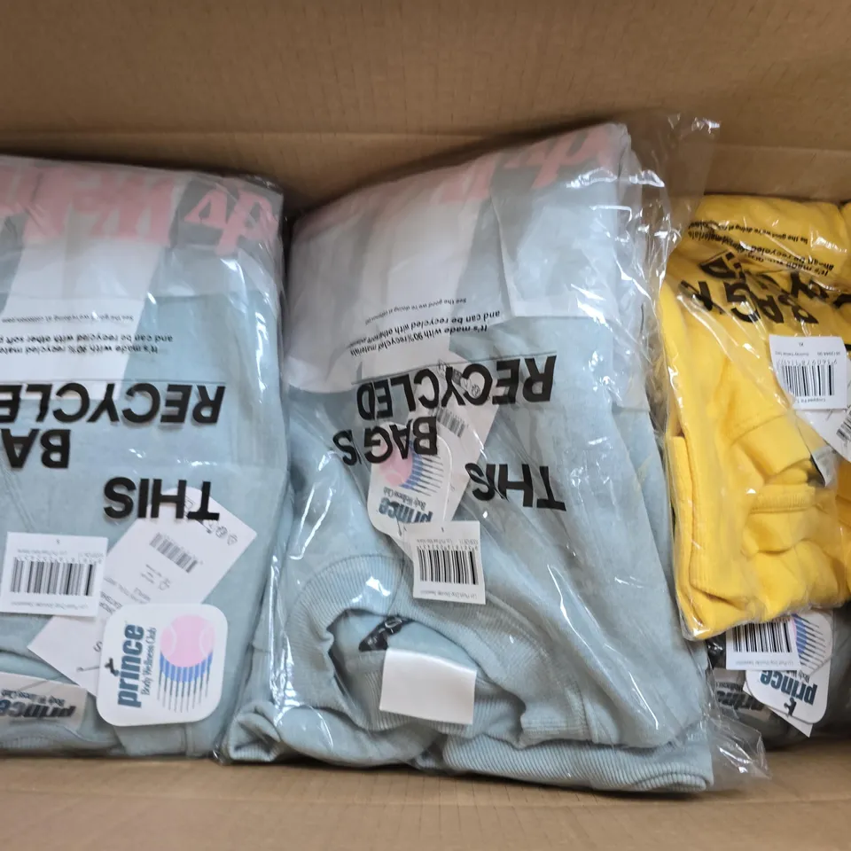 APPROXIMATELY 20 ASSORTED CLOTHING ITEMS IN VARIOUS SIZES, COLOURS & STYLES TO INCLUDE LCN PLUSH DROP SHOULDER SWEATSHIRT, CROPPED FIT T-SHIRT, RELAXED LINEN SHIRT, ETC