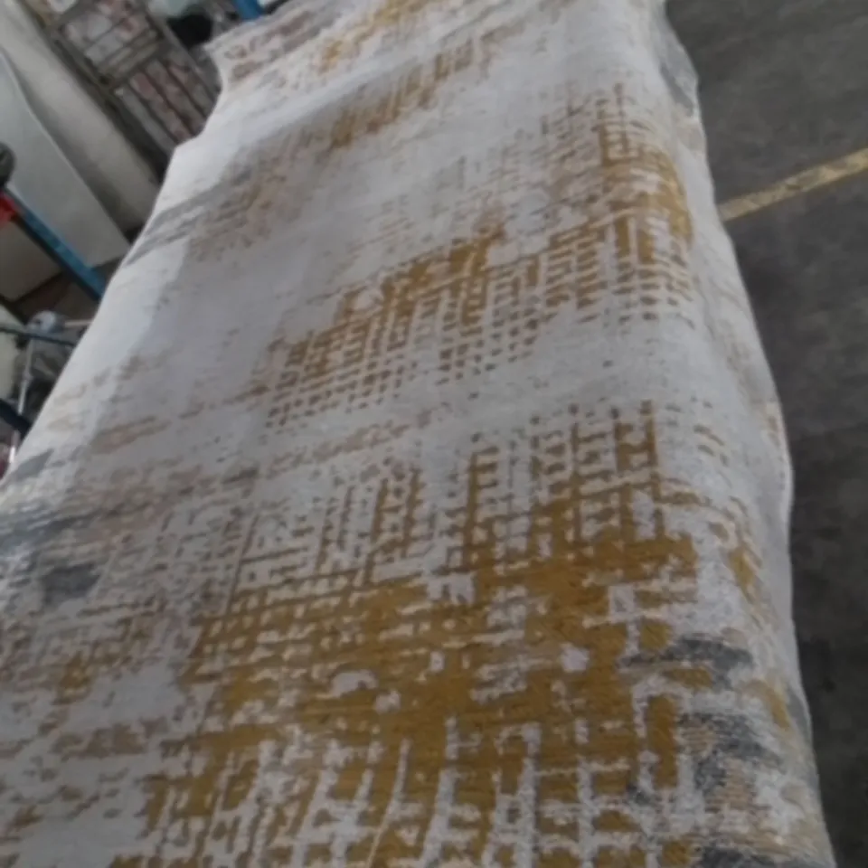 DESIGNER GOLD AND CREAM RUG REVERSIBLE RUG