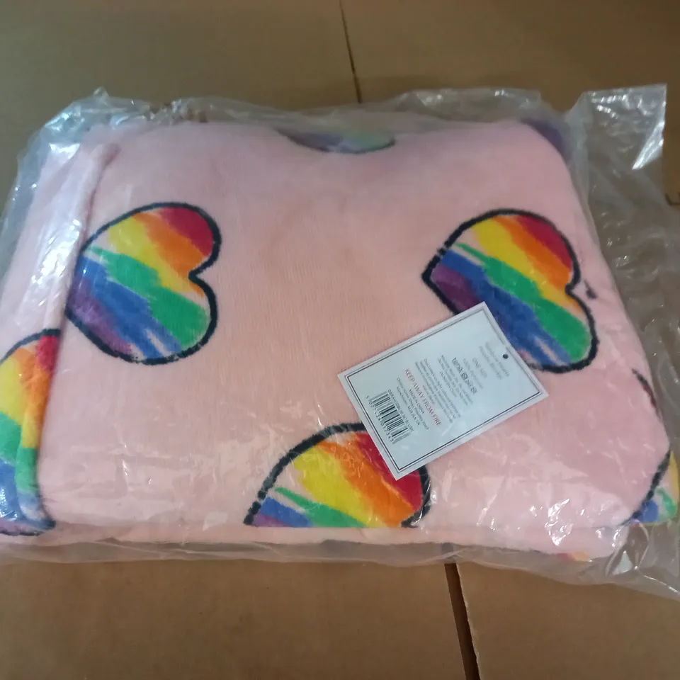 RAINBOW HEARTS HOODIE BLANKET - ONE SIZE