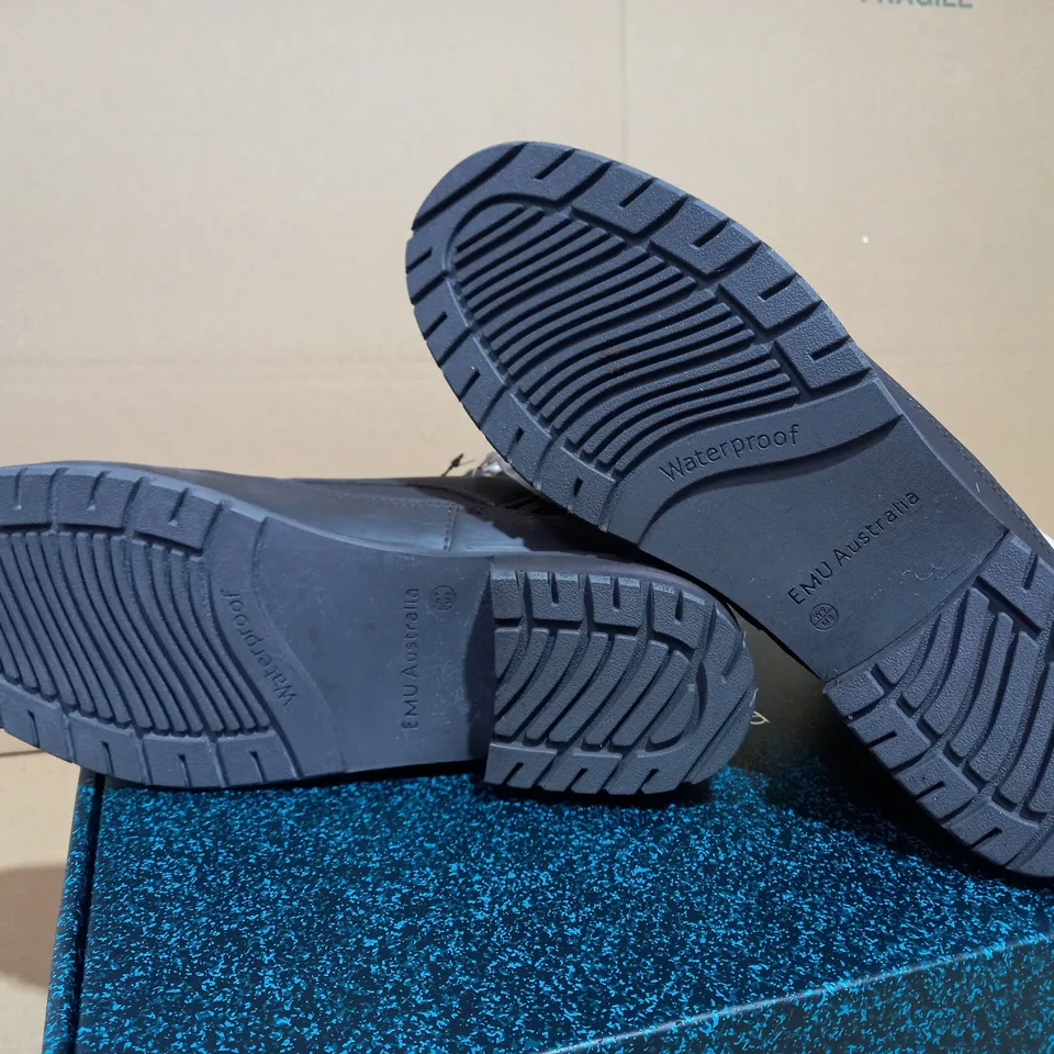 EMU OKAB WATERPROOF BOOTS ESPRESSO COLOUR SIZE 7