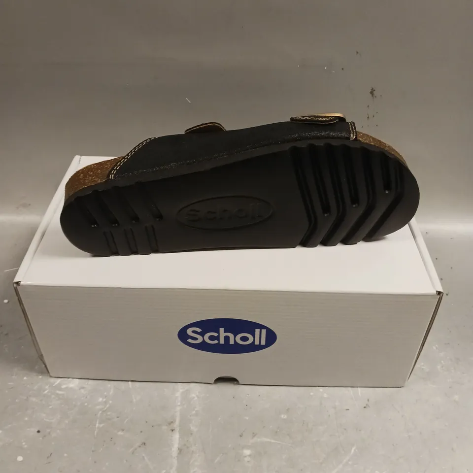 BOXED PAIR OF SCHOLL LEATHER SOFTSTEP OPEN TOE SHOES - 6