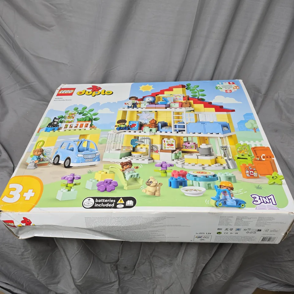 LEGO DUPLO 3 IN 1 FAMILY HOUSE, 10994