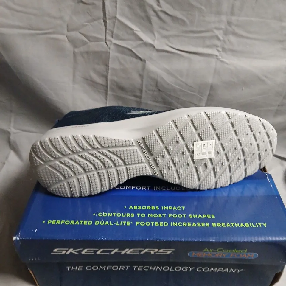 SKECHERS AIR-COOLED MEMORY FOAM TRAINERS - 11