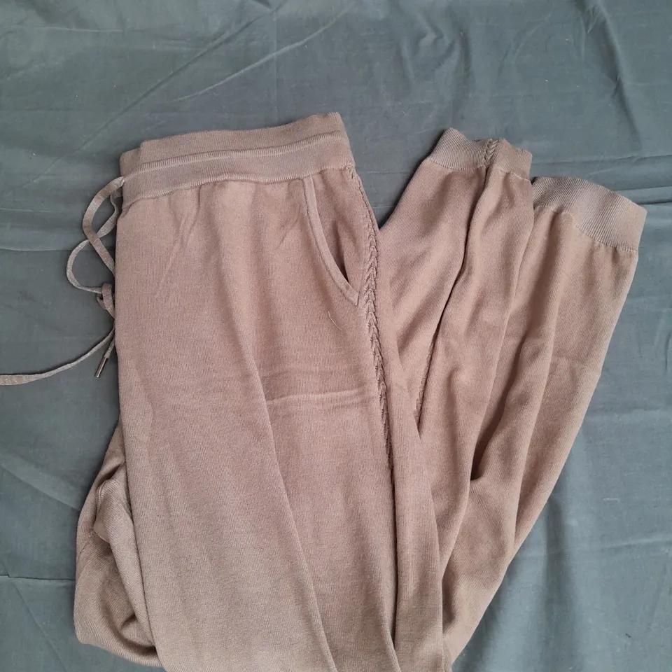 THERMOLACTYL TROUSERS IN TAN BROWN SIZE 22/24