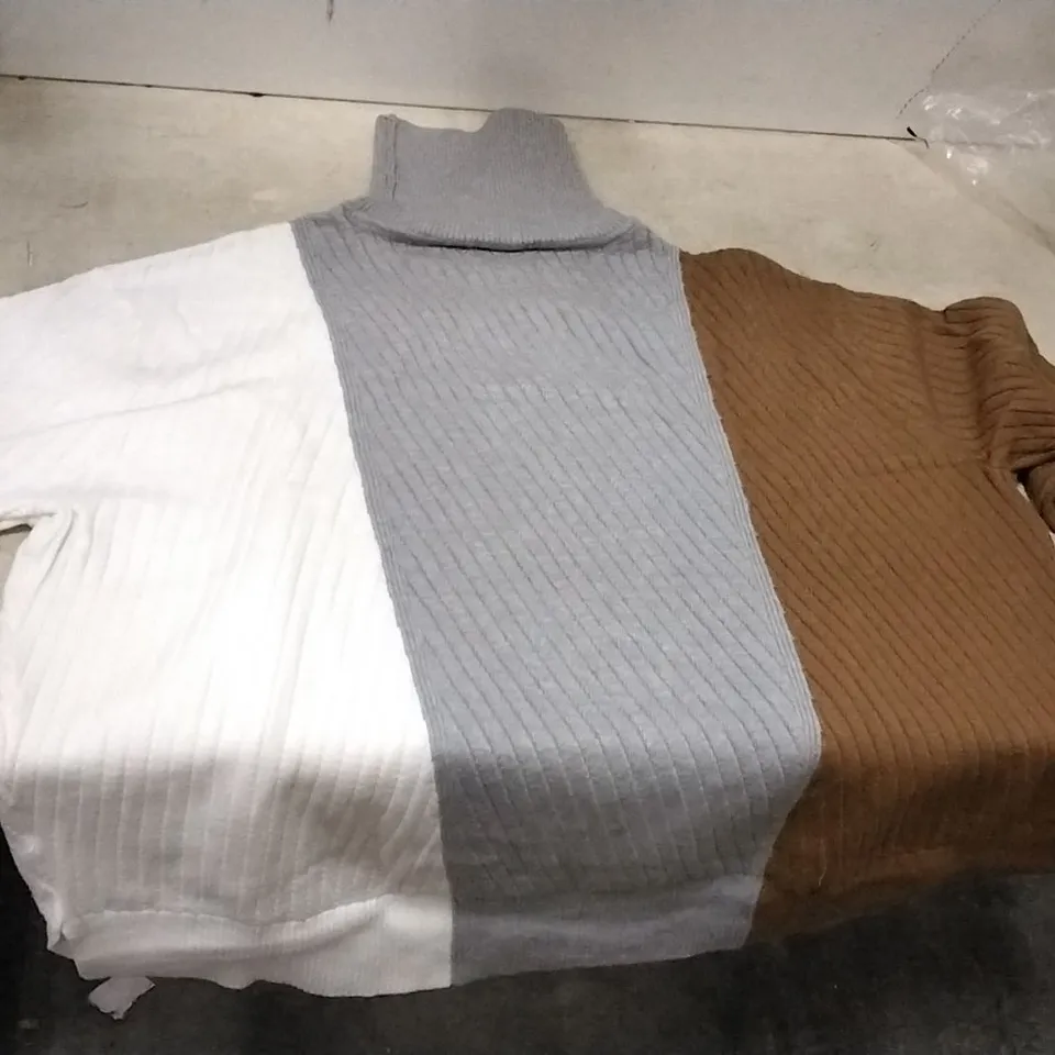 3 BOXES OF APPROXIMATELY 8 BADGLEY MISCHKA WHITE/BROWN/BLUE TURTLE NECK JUMPERS - SIZE 2XL