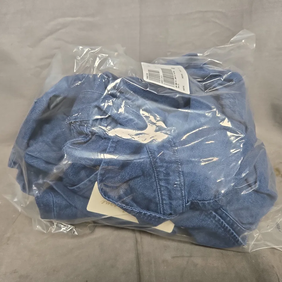 BAGGED DANNII MINOGUE DENIM FRILL SLEEVE JUMPSUIT PETITE IN MID WASH BLUE SIZE 22