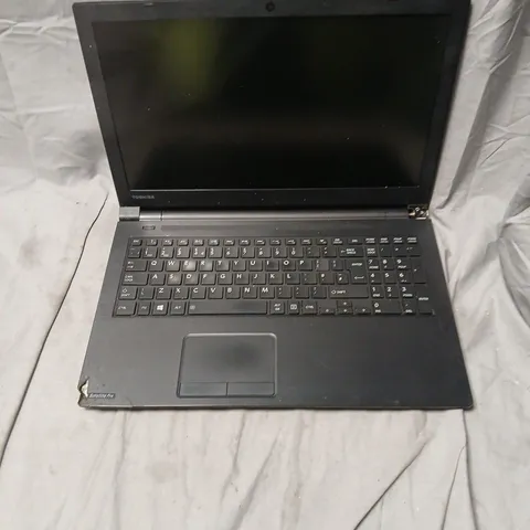 TOSHIBA SATELLITE PRO R50-B-12P LAPTOP