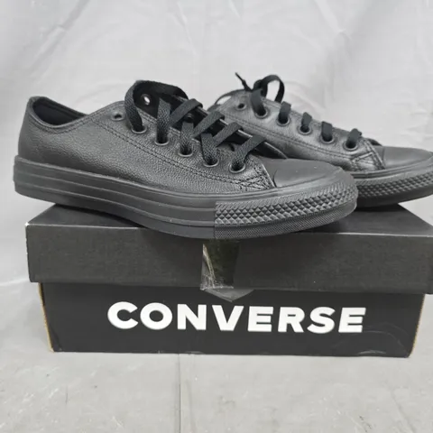 CONVERSE SHOES IN BLACK SIZE UK 6