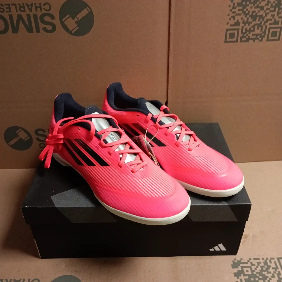 BOXED PAIR OF ADIDAS F50 LEAGUE INDOOR BOOTS IN PINK - 9