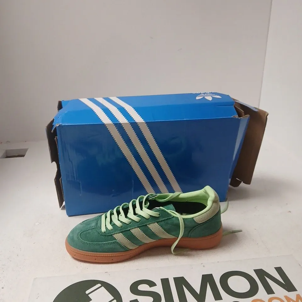 ADIDAS HANDBALL SPEZIAL IE5896 SNEAKERS – GREEN SUEDE, UK 5 (EU 39) – BOXED