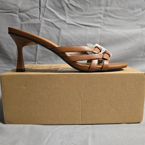 BOXED PAIR OF WHERE'S THAT FROM OPEN TOE SANDALS IN TAN SIZE UK 6