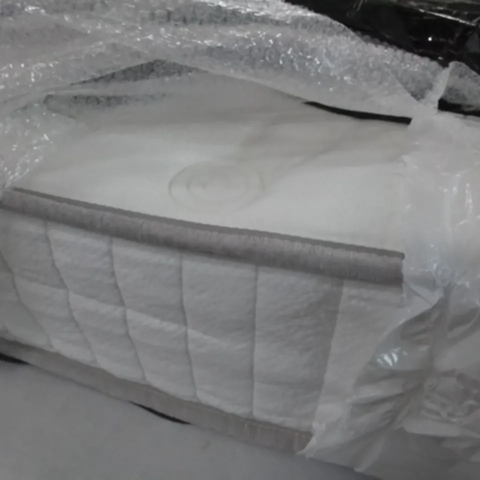MEMORY FOAM POCKET SPRUNG MATTRESS - 135X190CM
