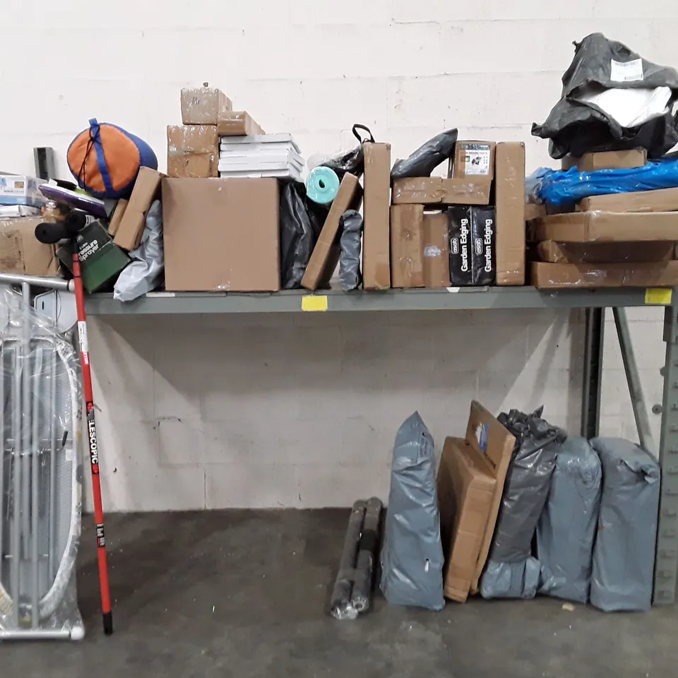 LOT CONTAINING APPROXIMATELY 54 ITEMS INCLUDING PRESSURE SPRAYER, SOLAR GROUND LIGHTS, BUG ZAPPER, IRONING BOARD, PARASOL BASE