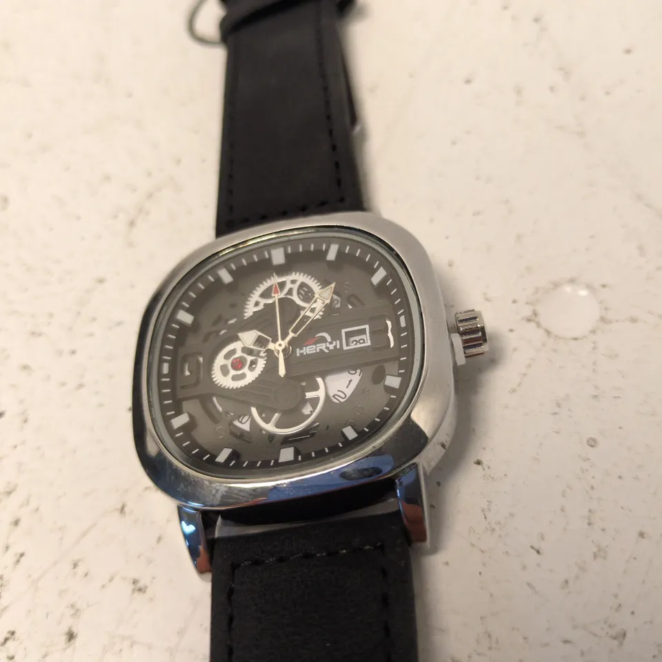 HERI SKELETON DIAL LEATHER STRAP WRISTWATCH – BLACK