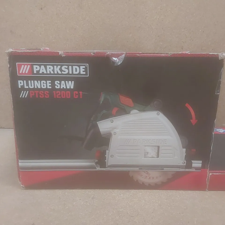 BOXED PARKSIDE PLUNGE SAW WITH ALUMINIUM GUIDE RAIL TRACK 1200W // MODEL: PTSS 1200 C1