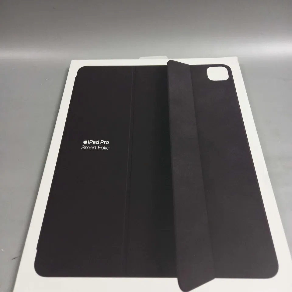 BOXED APPLE SMART FOLIO FOR IPAD PRO 12.9-INCH (5TH GEN) - BLACK RRP £109