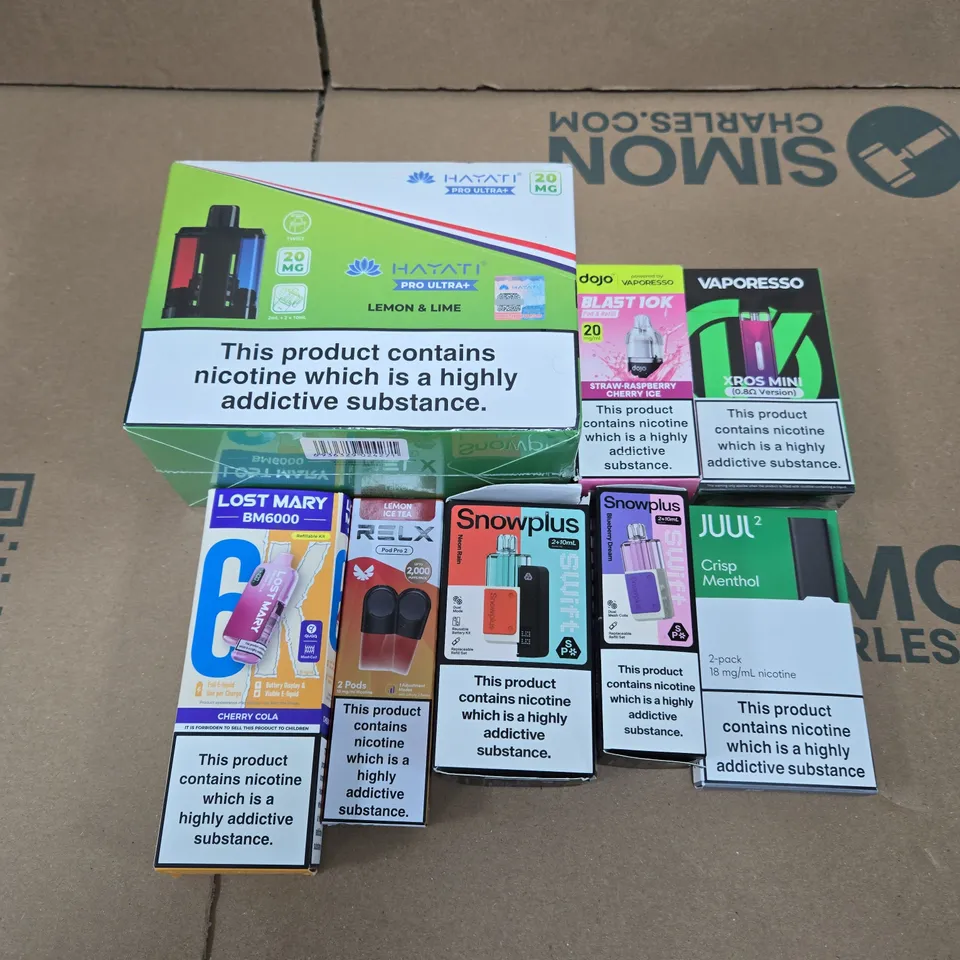 APPROXIMATELY 20 ASSORTED E-CIGARETTE & VAPING ITEMS IN VARIOUS BRANDS TO INCLUDE LOST MARY, RELX, VAPORESSO ETC 