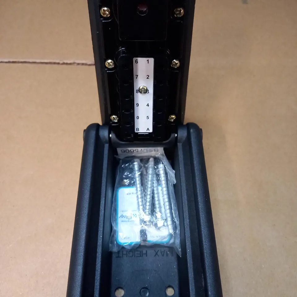 BURTON SAFES KEYGUARD DIGITALXL HIGH SECURITY KEY SAFE