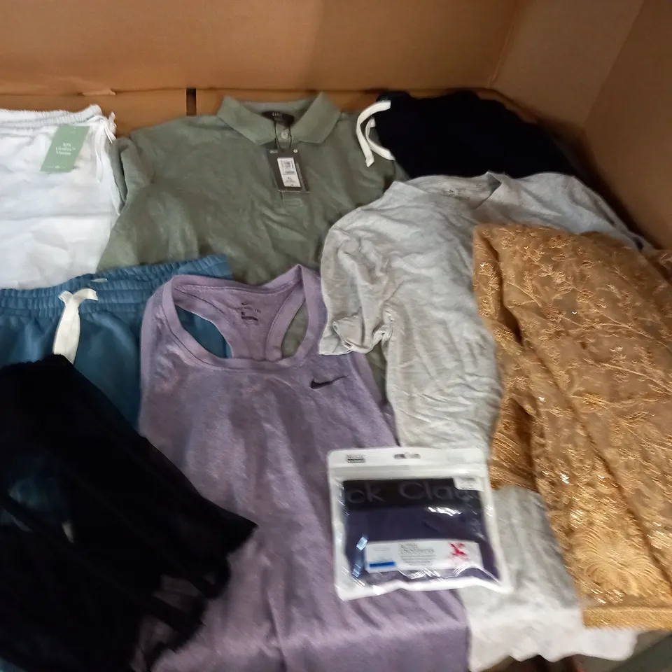 LARGE QUANTITY OF ASSORTED CLOTHING ITEMS