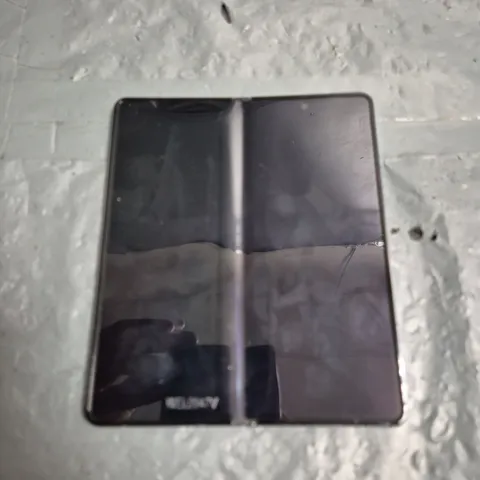 SAMSUNG FOLD 5 SMARTPHONE