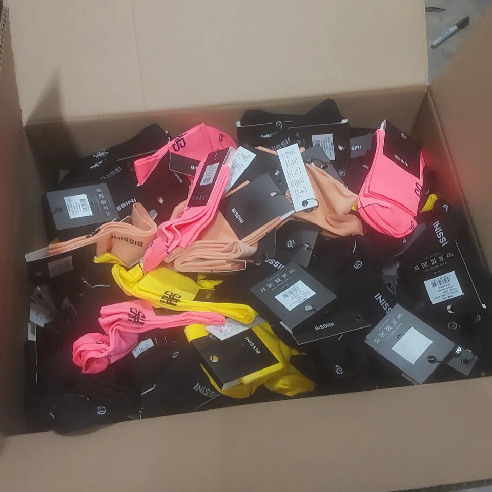 BOX TO CONTAIN A LARGE QUANTITY OF BRAND NEW PAIRS OF BISSINI CYCLING SOCKS - COLOURS AND SIZES VARY // 1 PAIR PER PACK