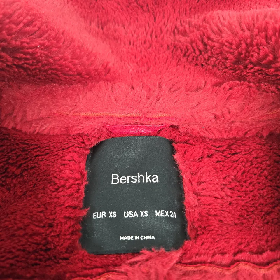 BERSHKA RED FAUX FUR COAT – UK XS (EU XS, US XS)