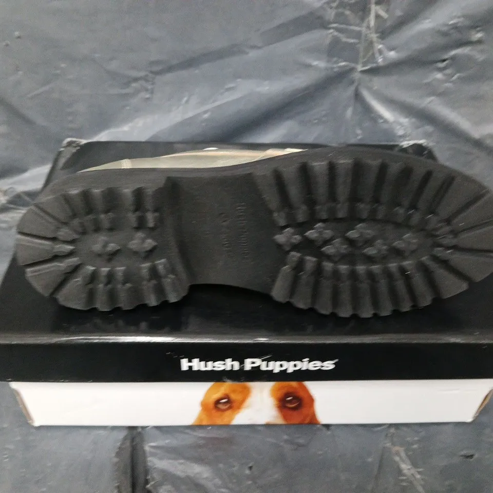 BOXED PAIR OF HUSH PUPPIES GINNY LOAFER - UK SIZE 5