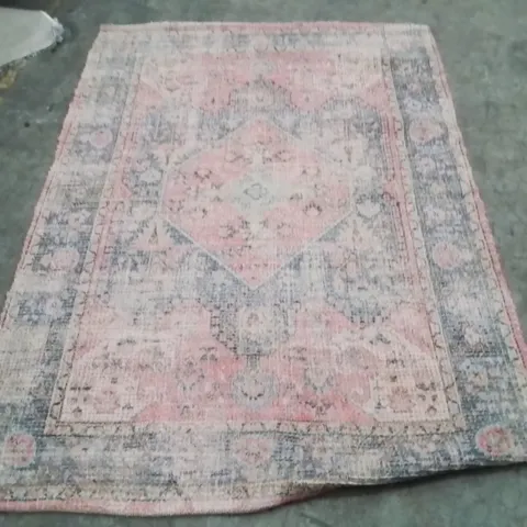 QUALITY DESIGNER AREA RUG - APPROXIMATELY 180X130CM