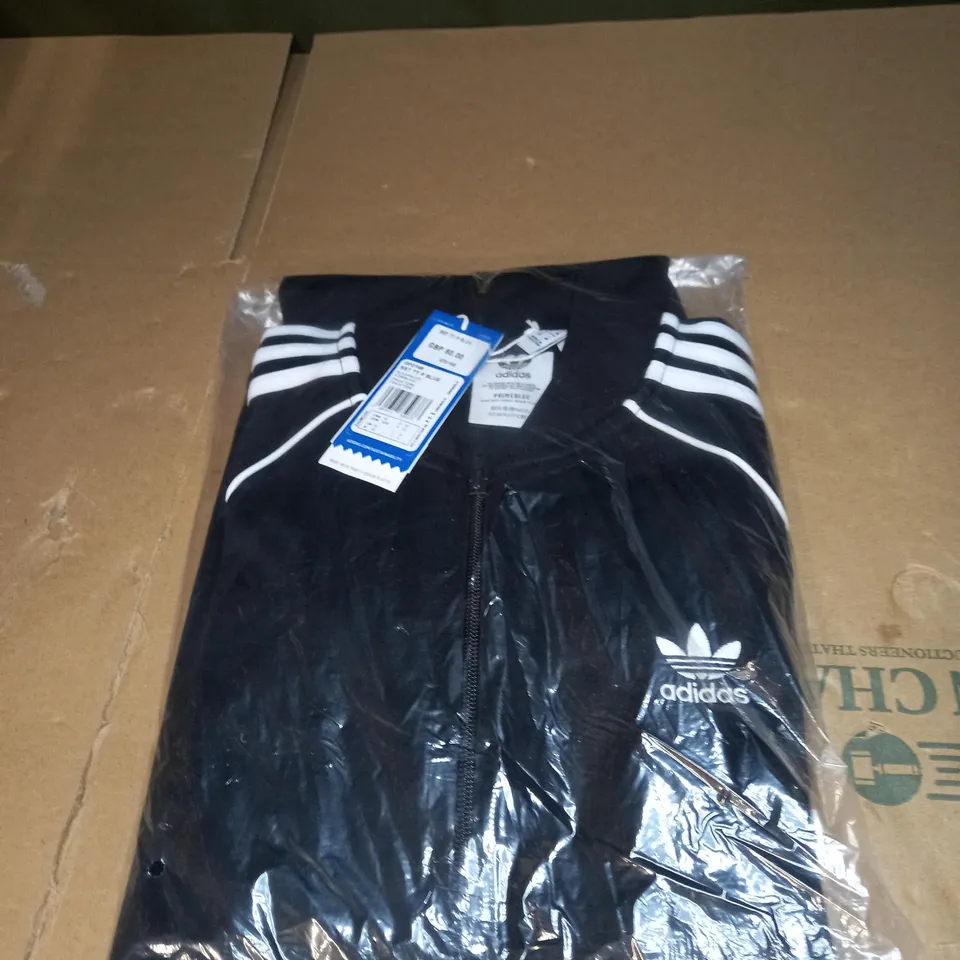 ADIDAS ORIGINAL ZIPPED JACKET SIZE M