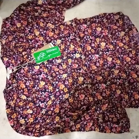 BOX CONTAINING 20 PCS MONSOON XS TOPS