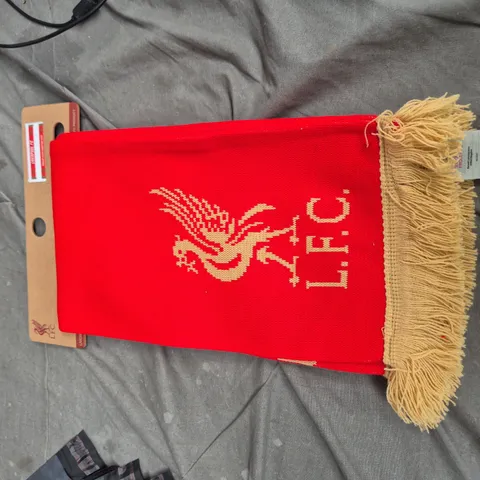 LIVERPOOL FC RED KNIT SCARF WITH WHITE LETTERING AND FRINGE