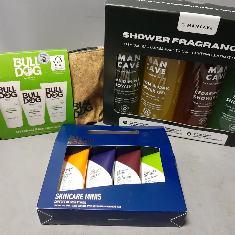 3 ASSORTED MEN'S GIFT SETS TO INCLUDE BULLDOG, MANCAVE, THE GROOM ROOM 