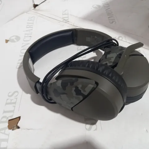 TURTLE BEACH EAR FORCE RECON 70P GAMING HEADSET IN GREEN WITH CAMO PATTERN