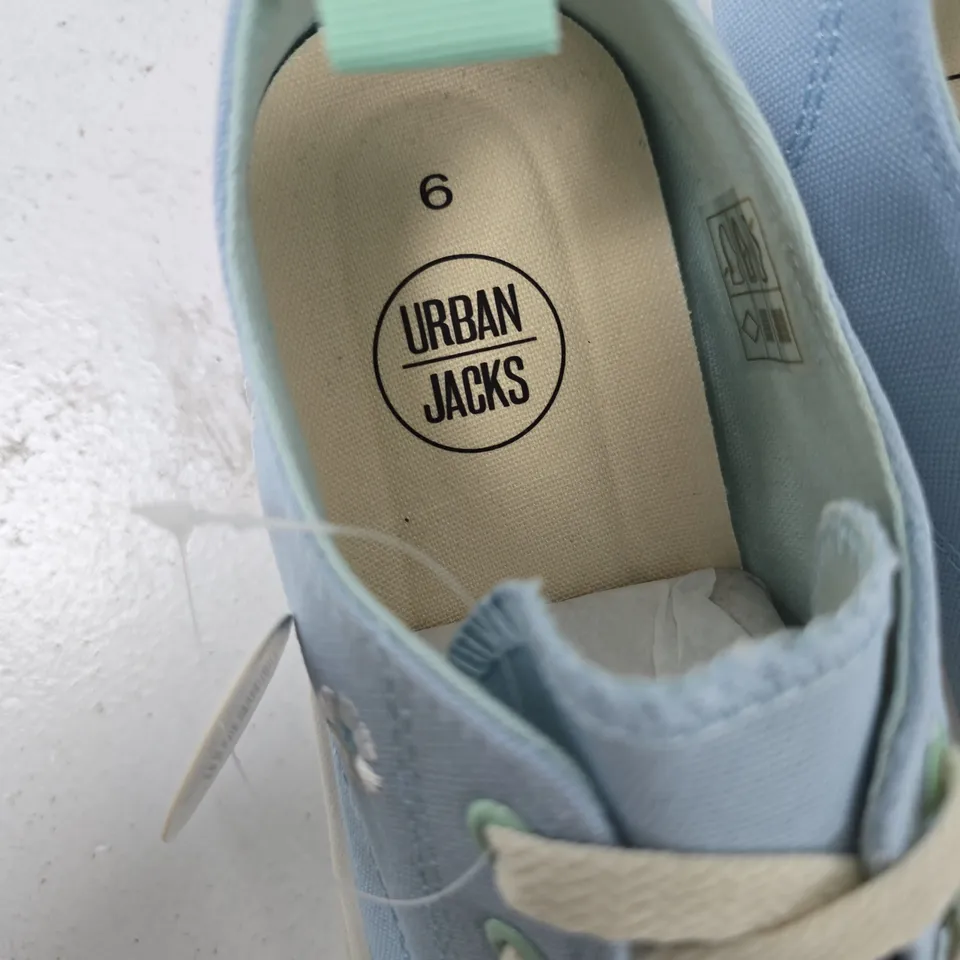 URBAN JACKS FLEUR SNEAKERS – LIGHT BLUE/MINT, UK 6