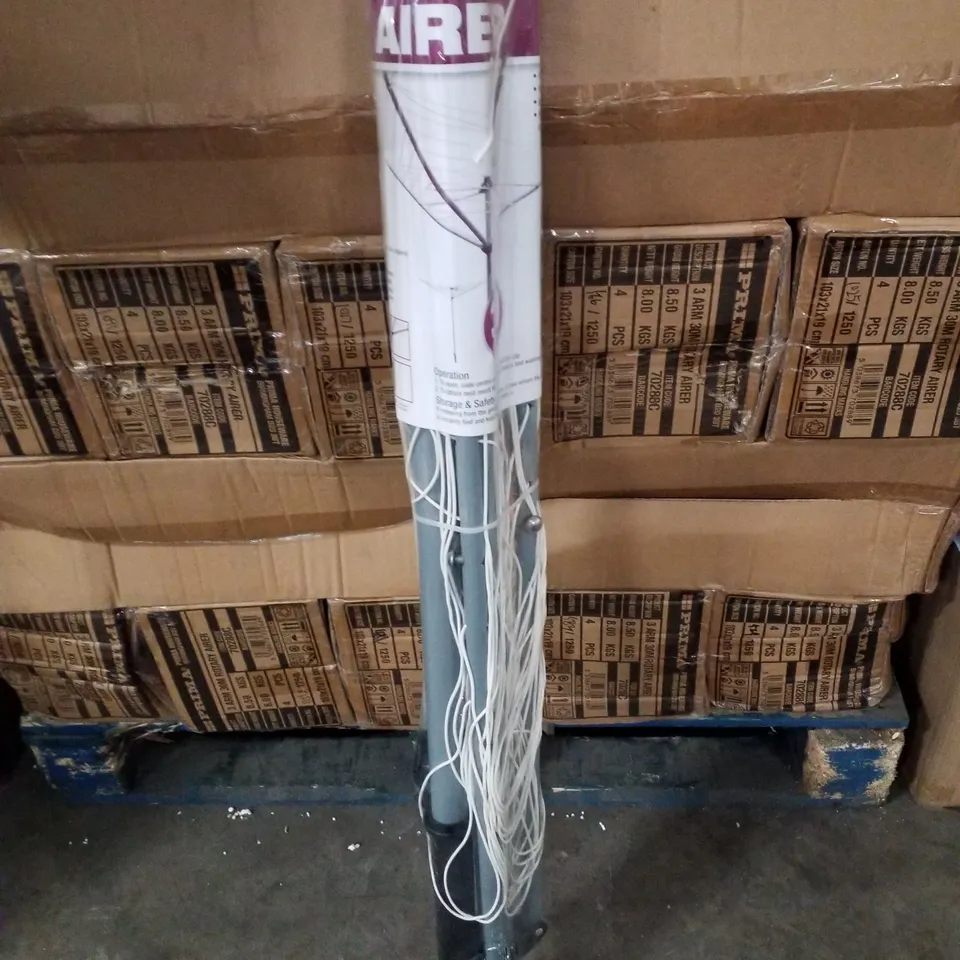 BOX CONTAINING 4 PRIMA 3 ARM 30M ROTARY AIRERS