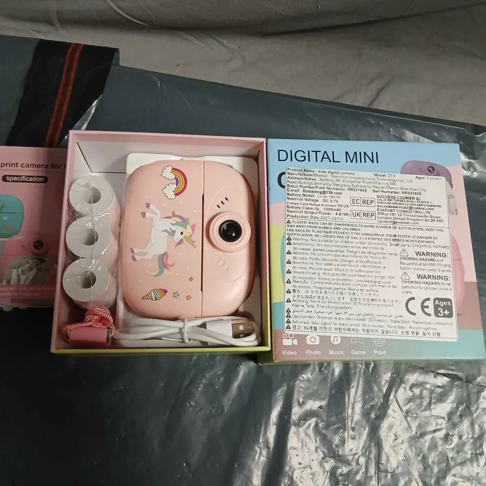 DIGITAL MINI INSTANT PRINT CAMERA – PINK UNICORN DESIGN (TOY)