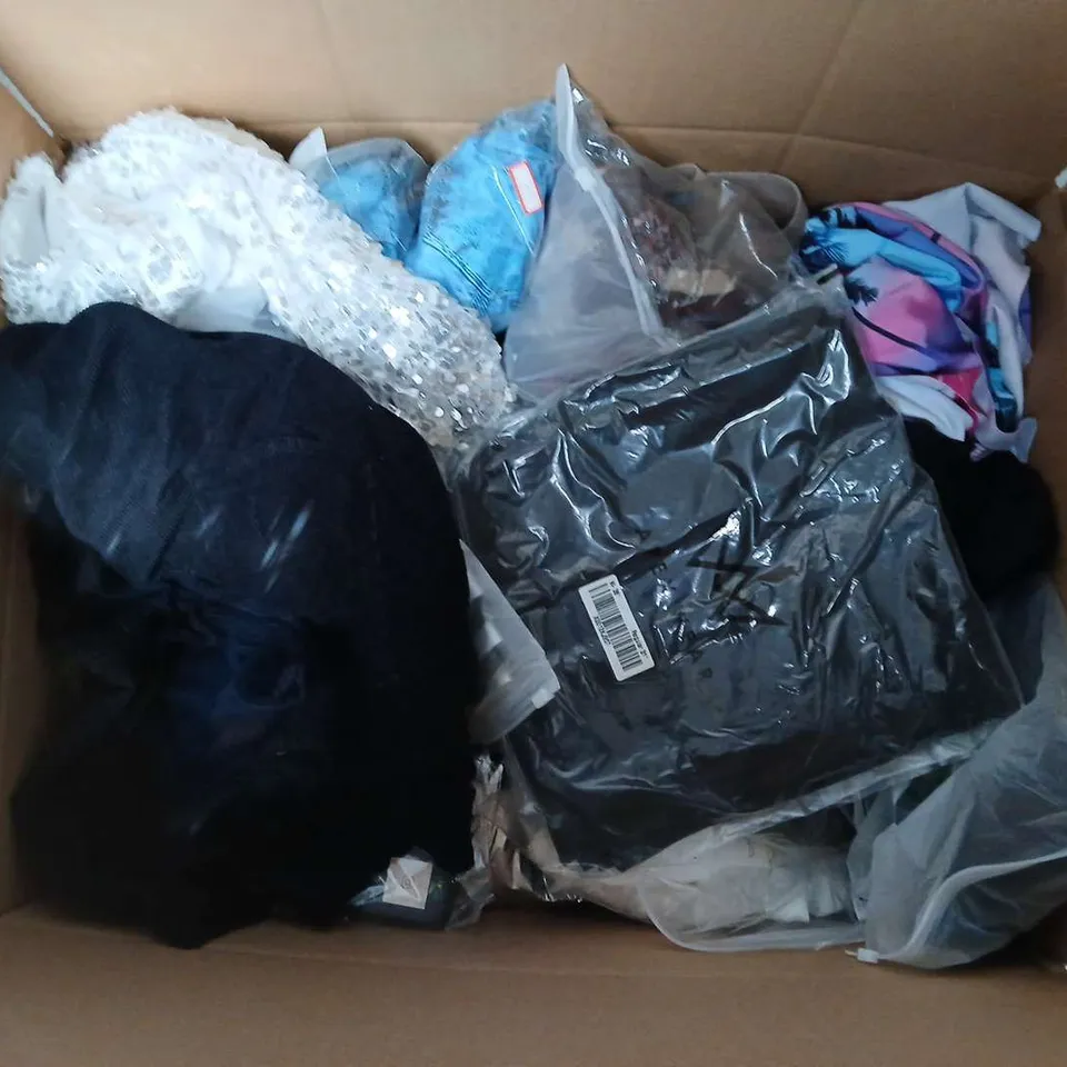 LARGE BOX OF ASSORTED CLOTHING ITEMS IN VARIOUS SIZES, STYLES AND COLOUR TO INCLUDE PANTS, DRESS, JACKETS, ETC