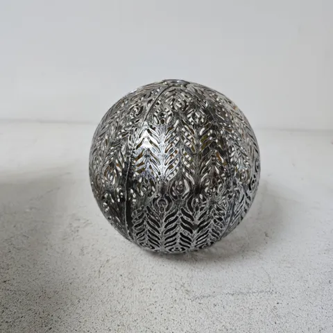 BOXED EZSOLAR LED SOLAR GARDEN BALL