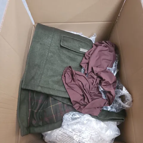 APPROXIMATELY 25 ASSORTED CLOTHING AND FASHION PRODUCTS IN VARIOUS STYLES AND SIZES - COLLECTION ONLY