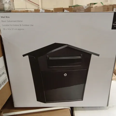 BOXED METAL OUTDOOR LETTERBOX WITH LOCK