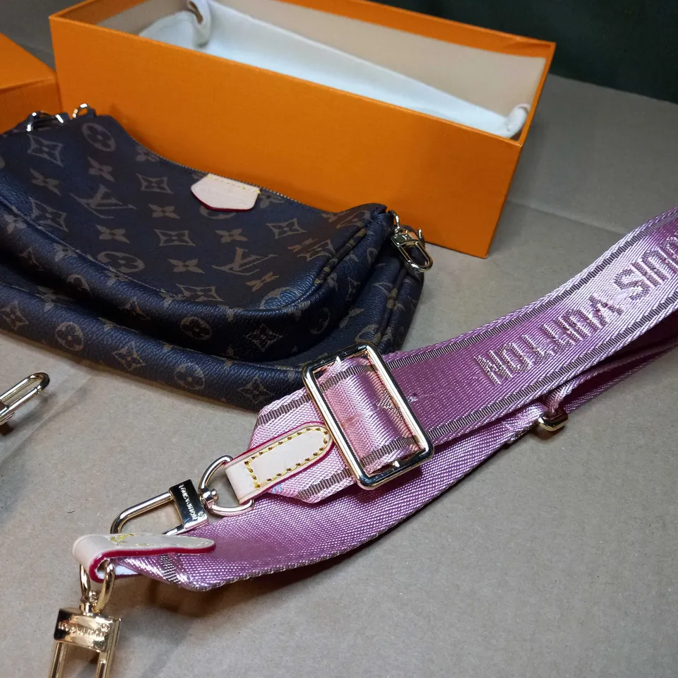 BOXED LOUIS VUITTON HANDBAG SET
